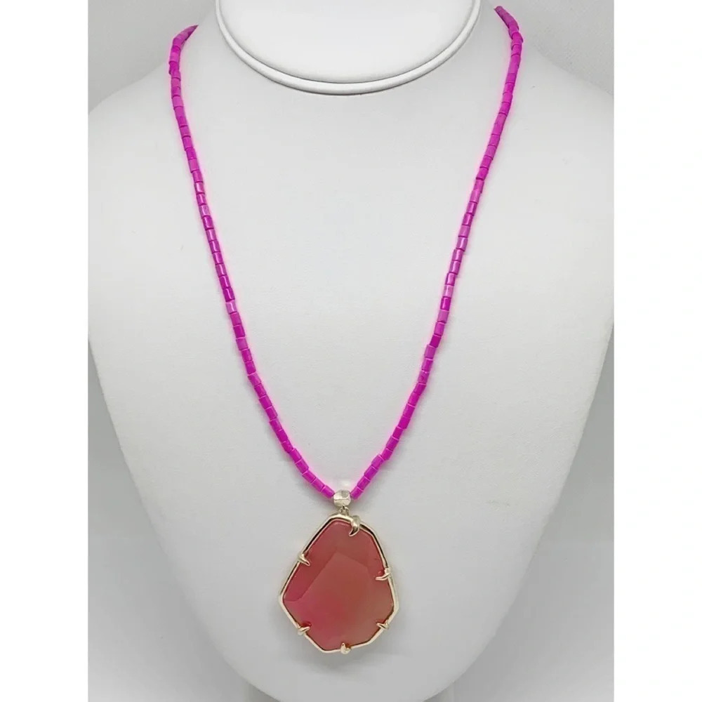 Kendra Scott Beatrix Necklace NWT $150